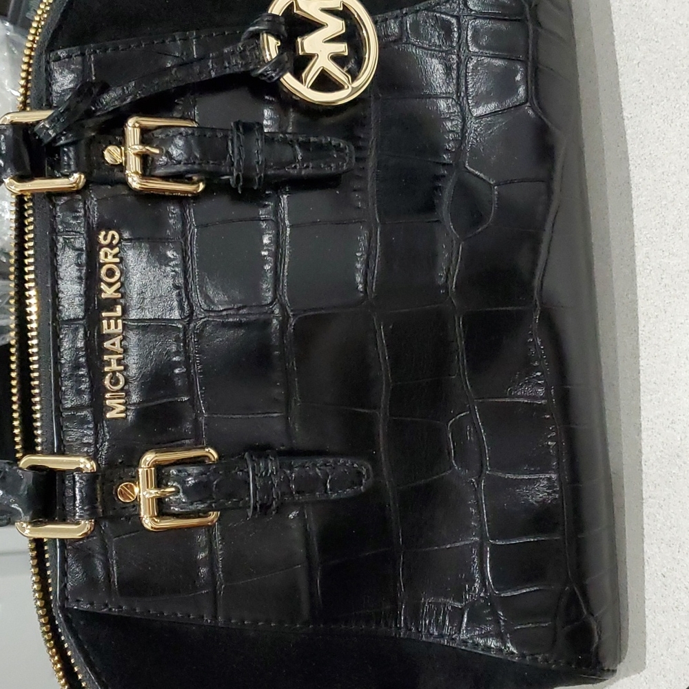 Authentic Michael Kors Crossbody Handle Purse Excellent Condition